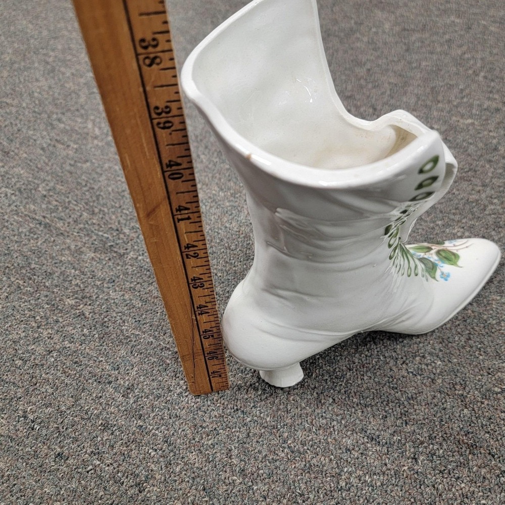 Vintage Victorian Ceramic‎ Boot Vase White Floral Handmade Hand Painted Art USA - Picture 10 of 16